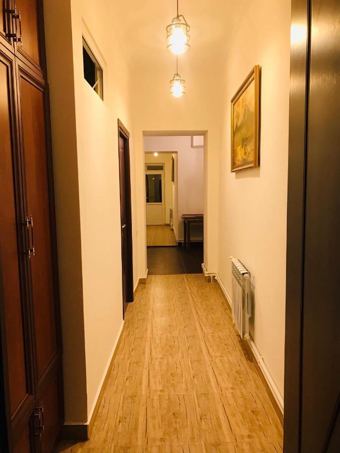 Arm Hotel Erivan Dış mekan fotoğraf