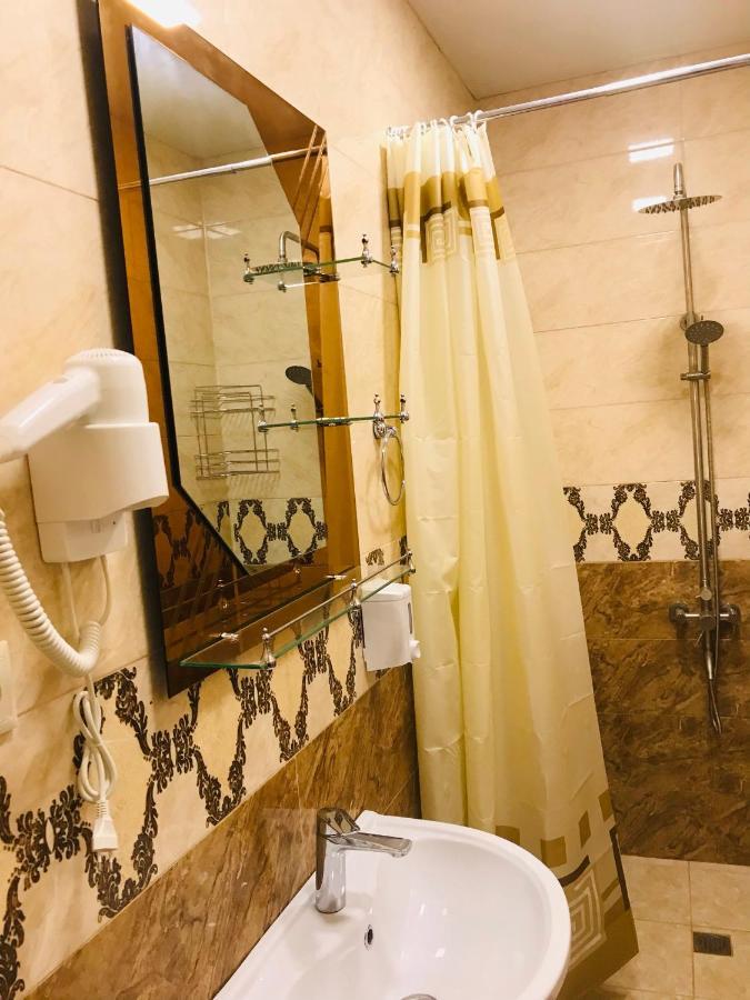 Arm Hotel Erivan Dış mekan fotoğraf